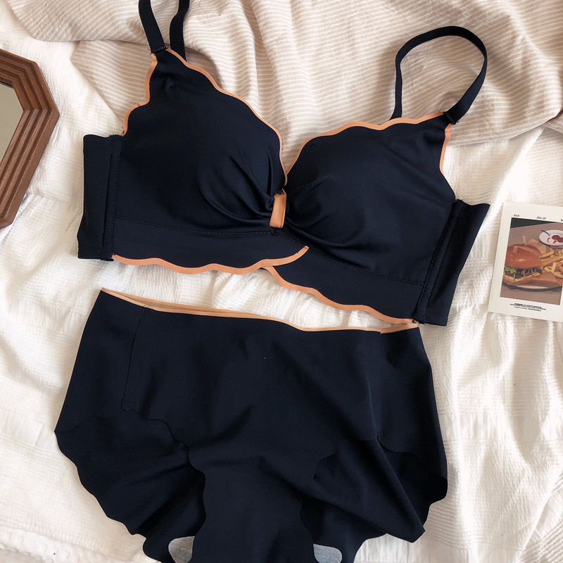 Wirefree Bra Comfort - Slip intimo leggero e confortevole in